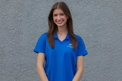 Chloe  Littler Photo